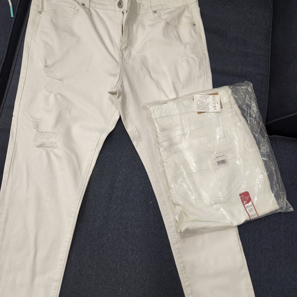 2 Guess Modern Skinny White Pants